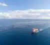 Foto de un barco y acéano para hablar sobre economía azul